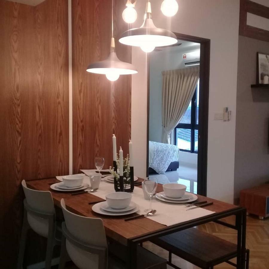 Adore Homestay@Emira Seksyen 13 Shah Alam, Msu, Stadium, Aeon Mall المظهر الخارجي الصورة